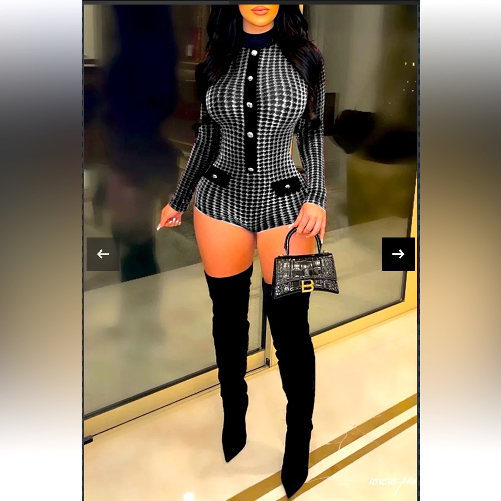 YOCLUBWEAR Brand New Houndstooth romper